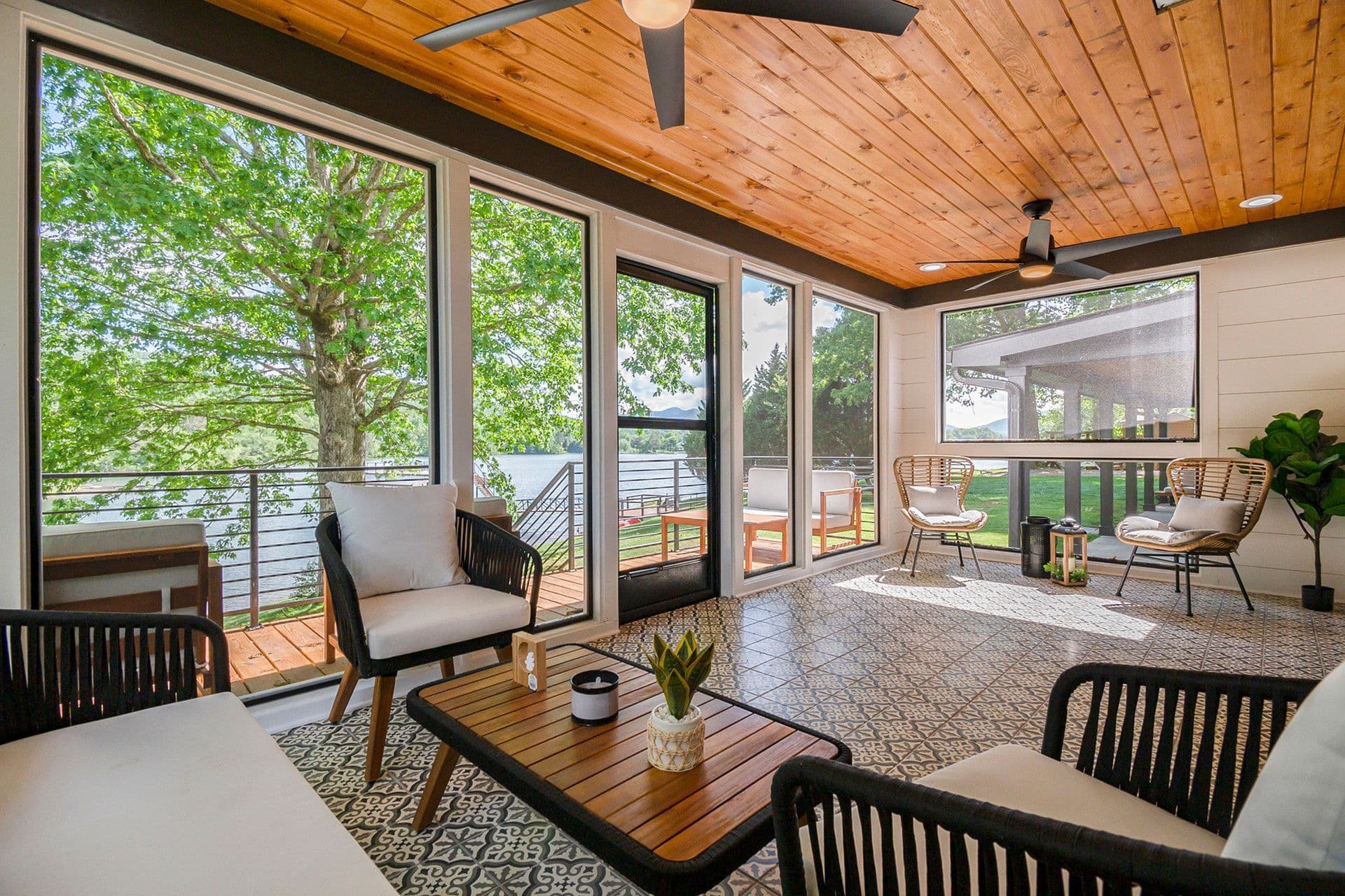 The Lake House 2-bedroom cabin with Lake Chatuge views at Tranquille Resort